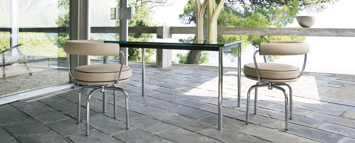 7 Fauteuil Tournant Swivel Armchair Cassina