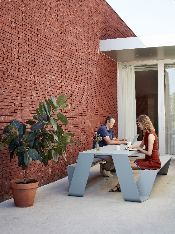Hopper Picnic AA Bench Outdoor Extremis