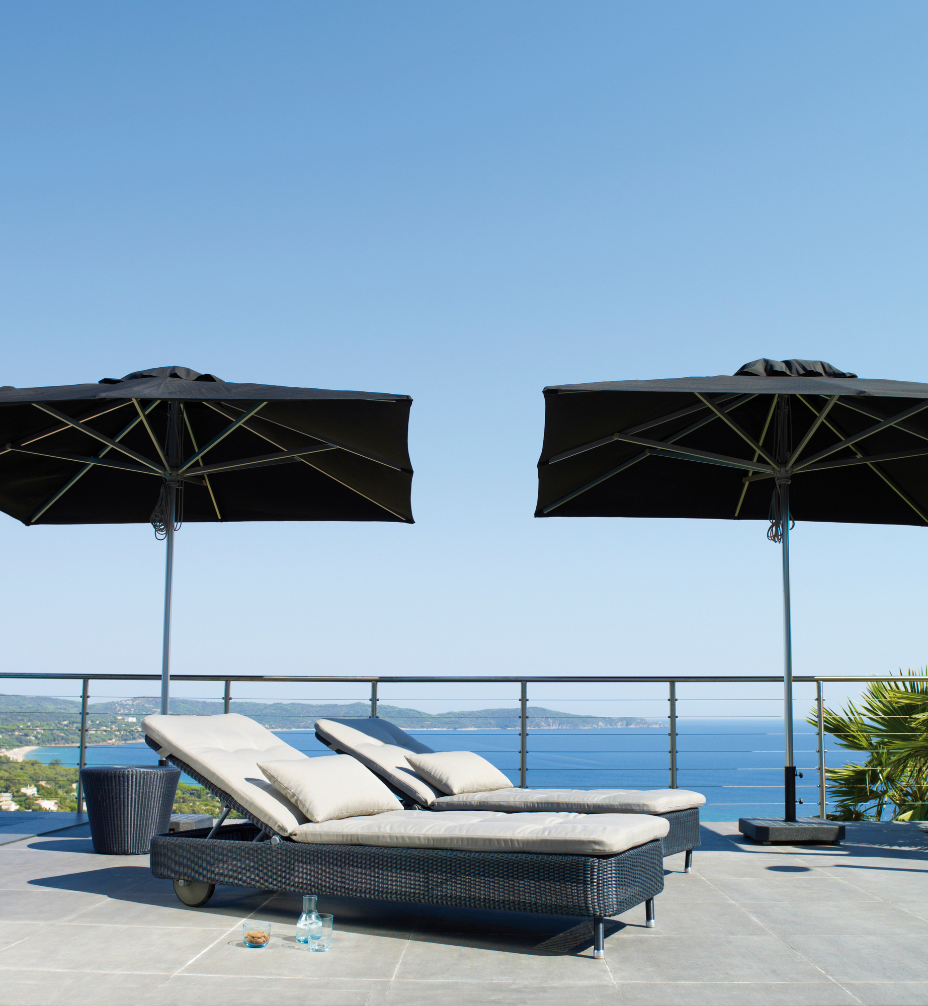 Presley Outdoor Sun Lounger Cane-Line