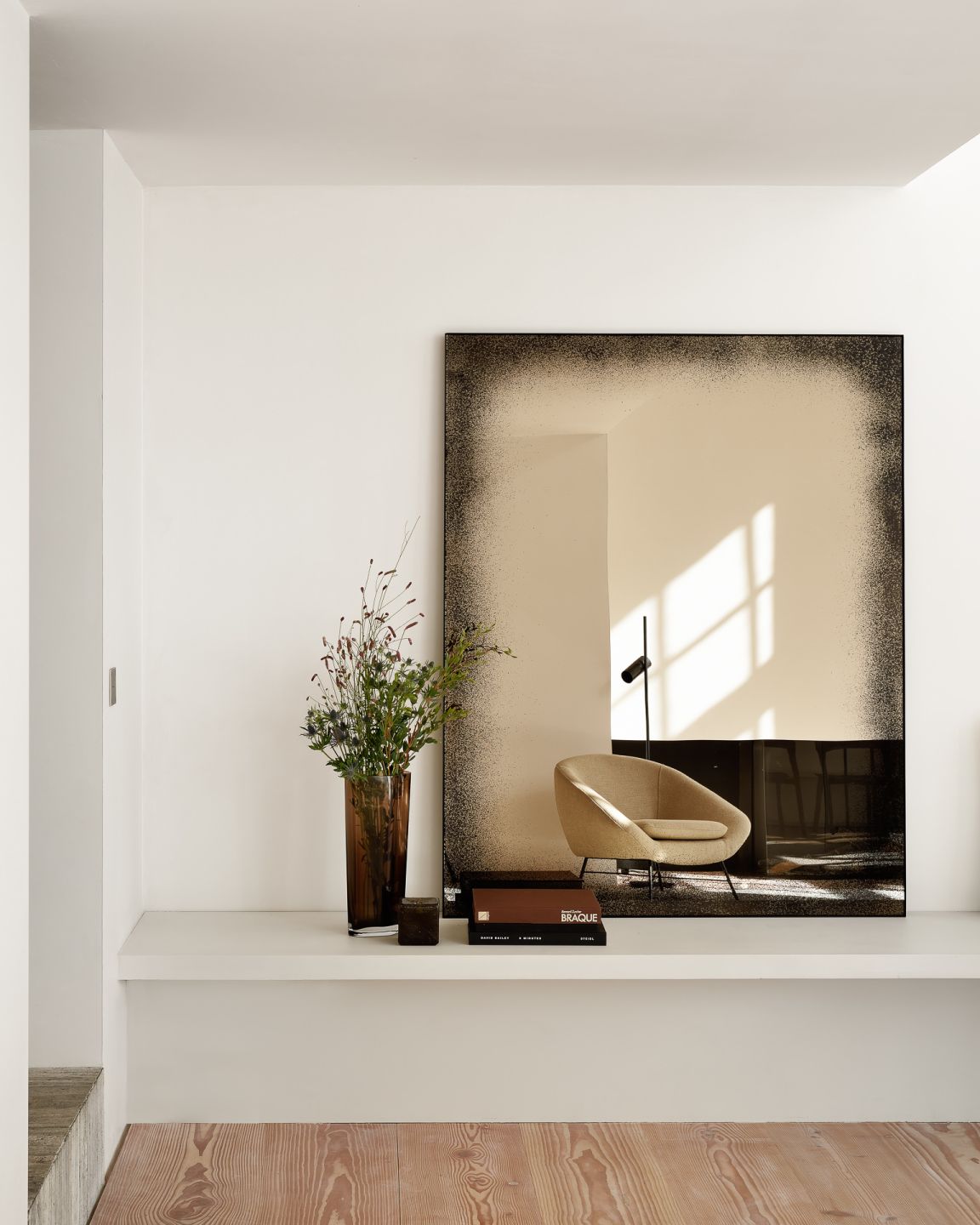 Barrow Lounge Chair off white Ethnicraft