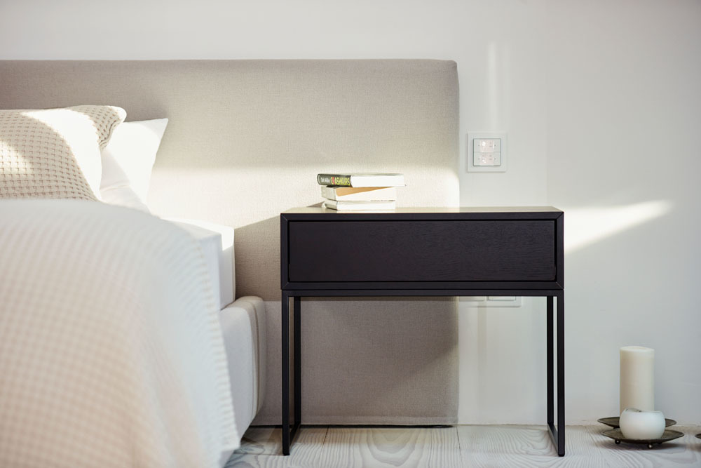Dina Side Table Oak Jan Kurtz