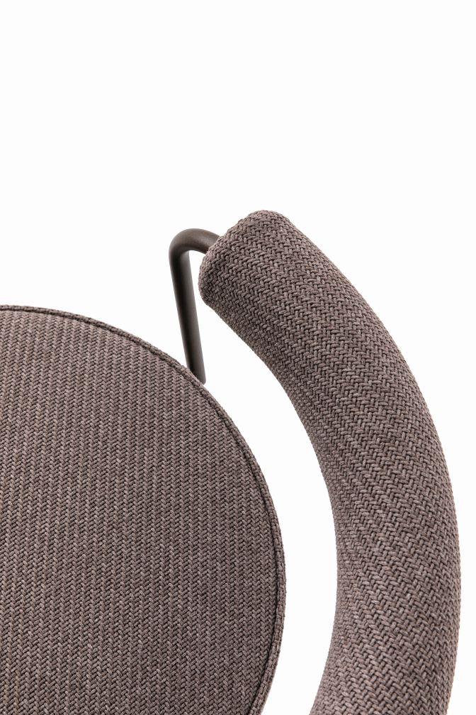 7 Fauteuil Tournant swivel armchair Outdoor Cassina