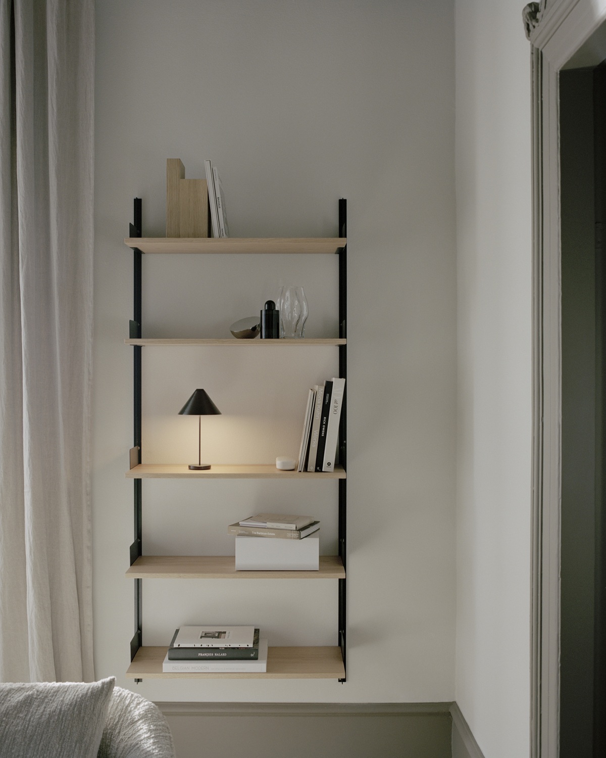 Wall Shelf 1900 New Works