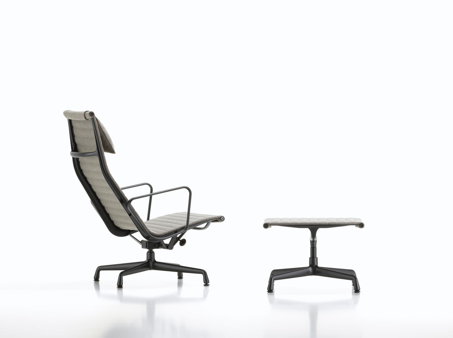 Aluminium Chair EA124 / EA 124 Armchair Vitra