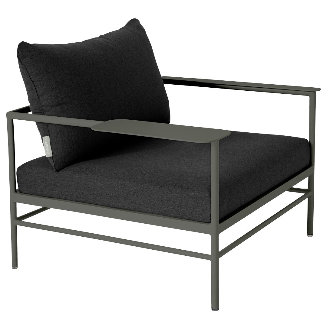 Rivage lounge chair with armrests Outdoor Fermob
