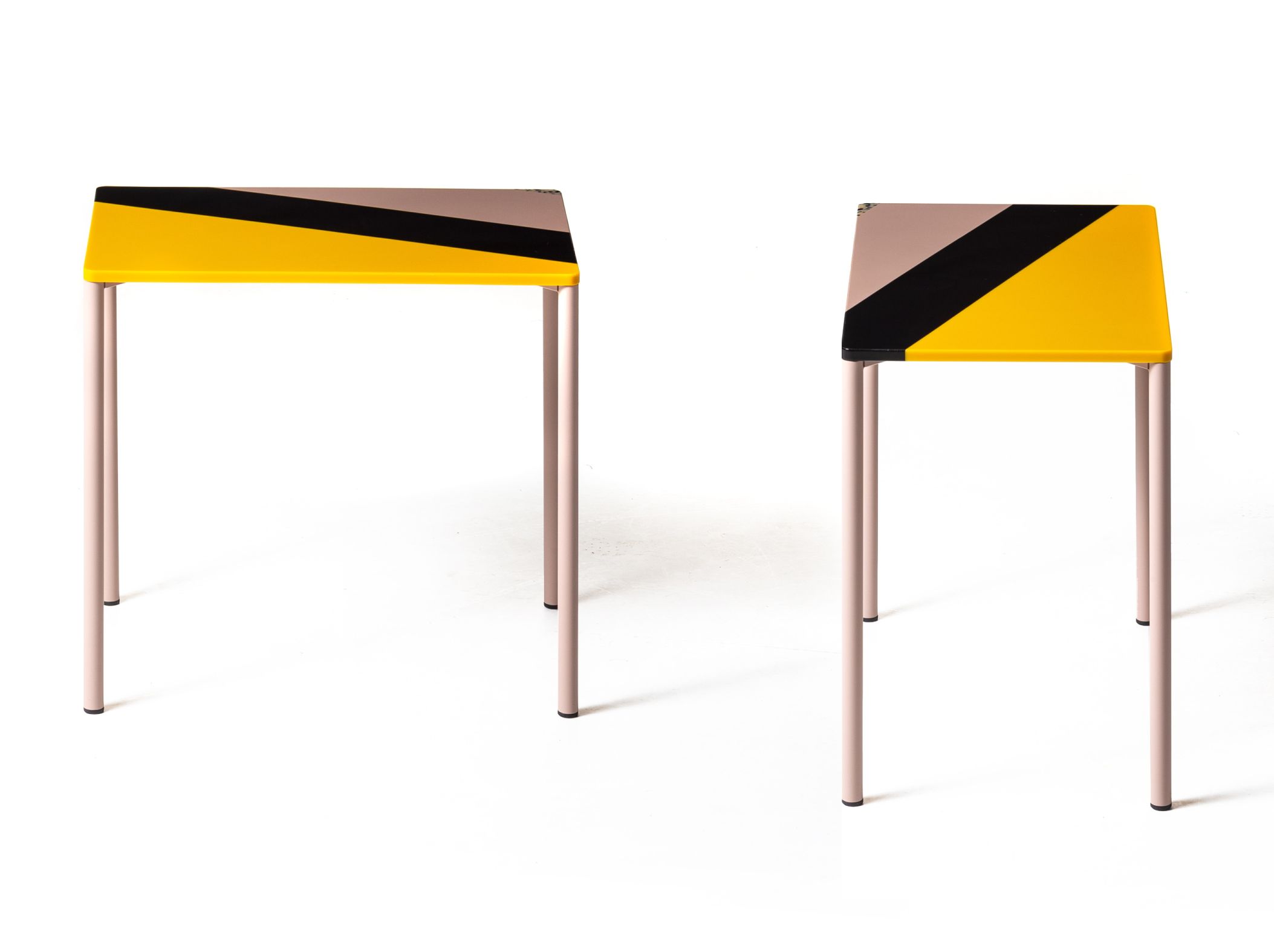 Fishbone Table 54x34x50 yellow Moroso