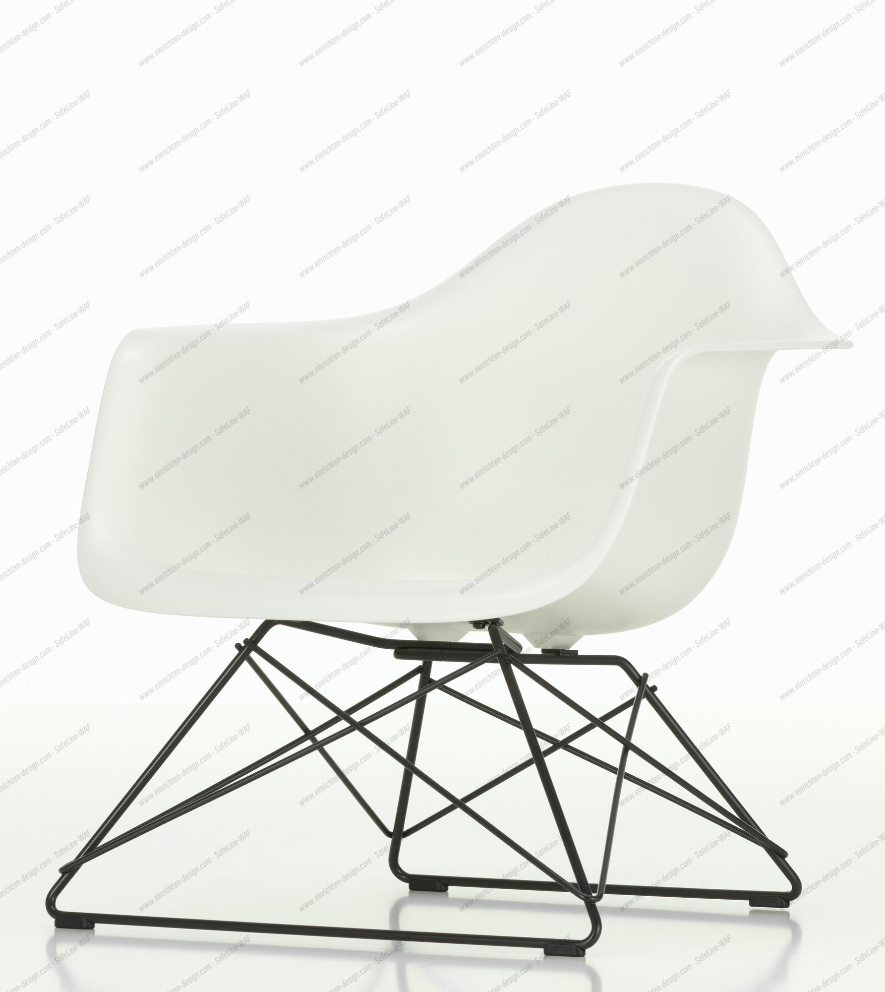Eames Plastic Arm Chair LAR Chair Vitra White - Chrome