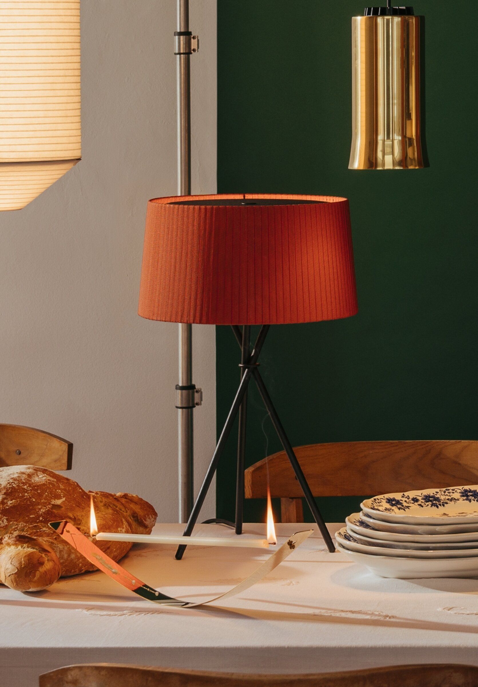 Tripode G6 Table Lamp Santa & Cole