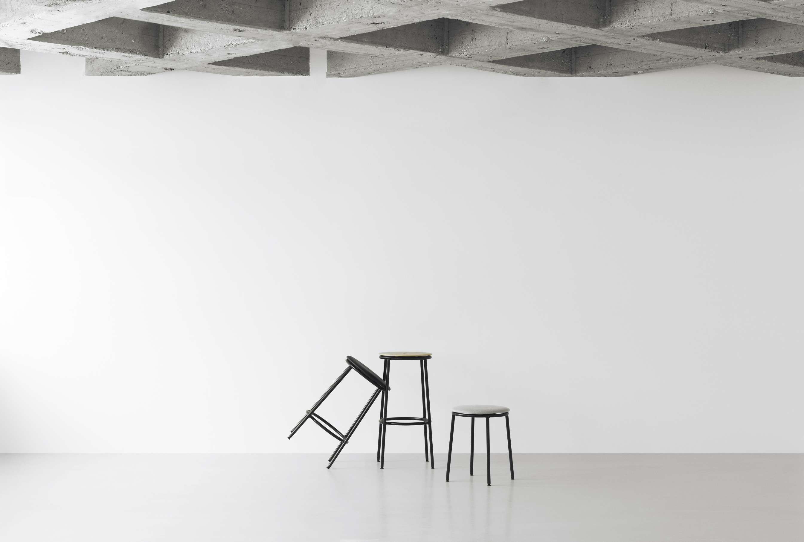 Circa Barstool H 75 cm Barstool Normann Copenhagen 