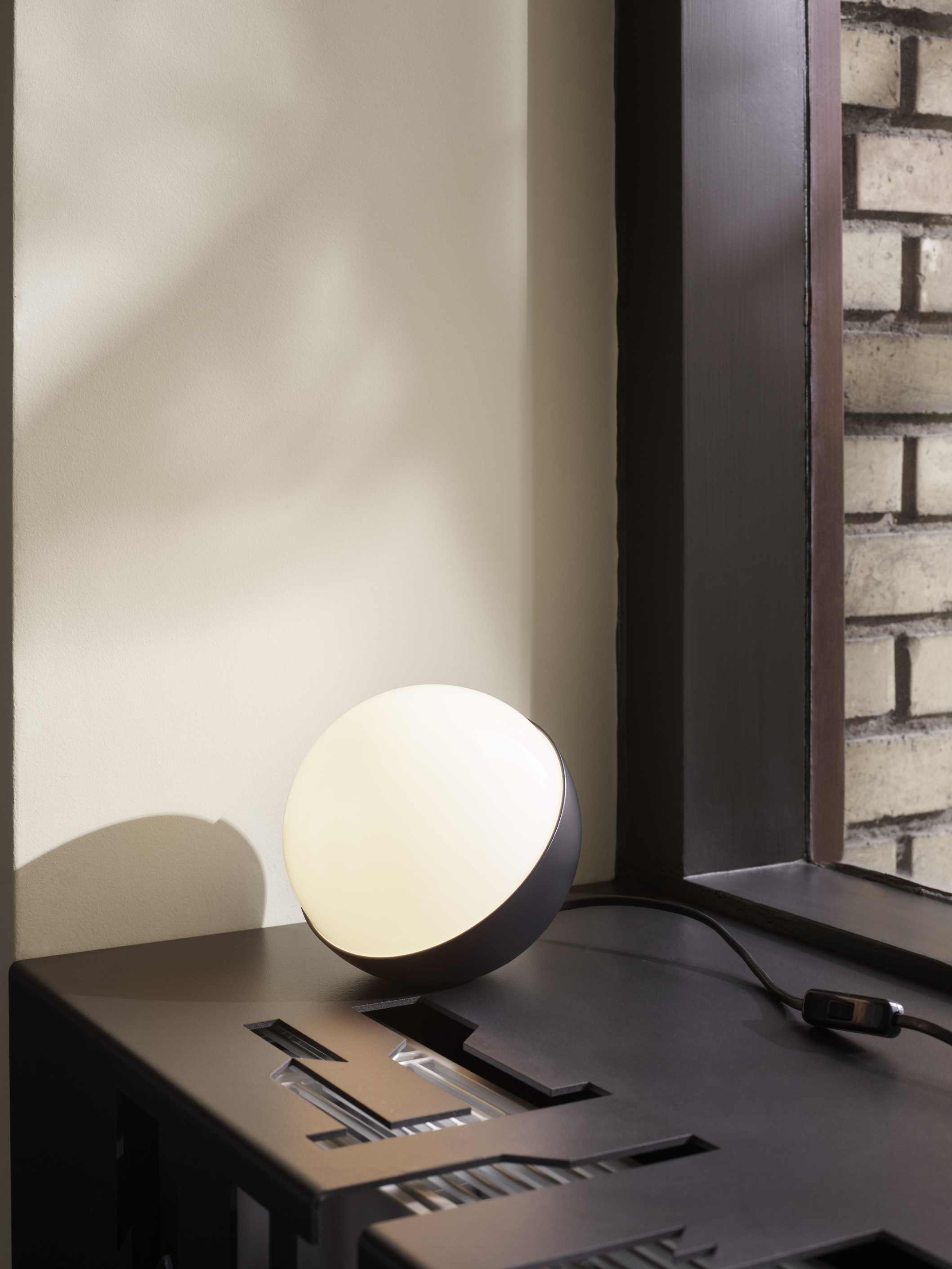 VL Studio Table / Floor lamp Ø 25 x H 24,5 cm Black Louis Poulsen SINGLE PIECES 