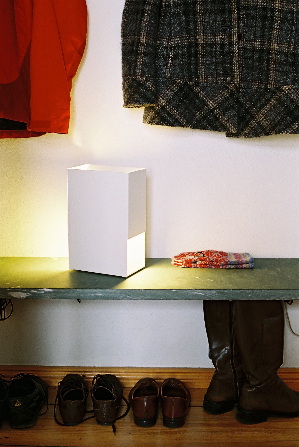 Table lamp Linea1 by Müller Möbelwerkstätten