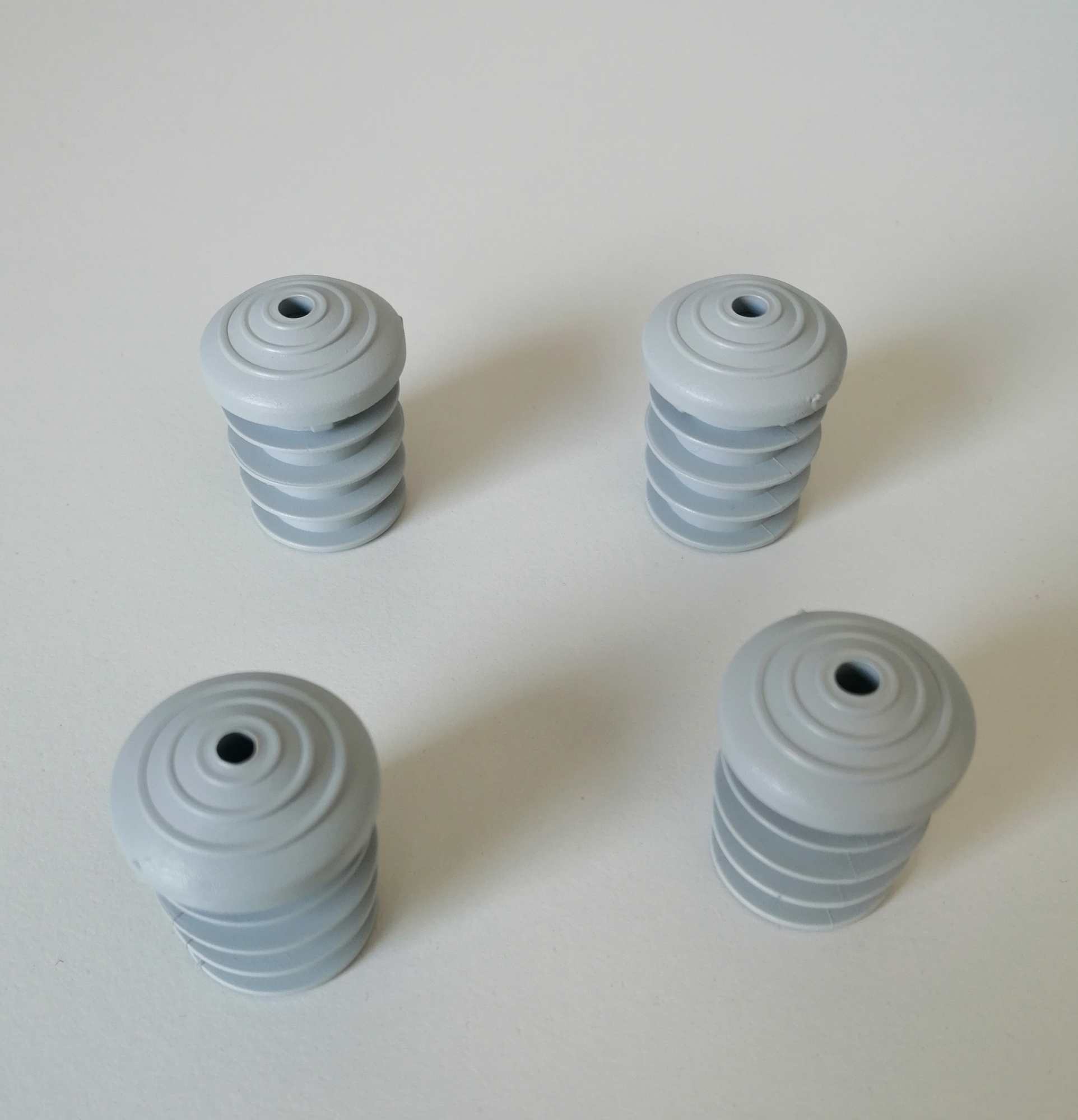 Breeze Plastic Gliders Segis