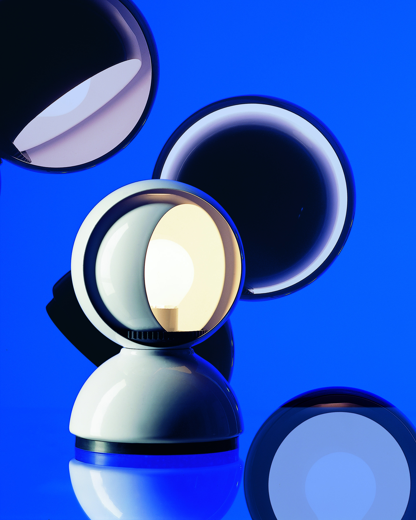 Eclisse Table/Wall lamp Artemide