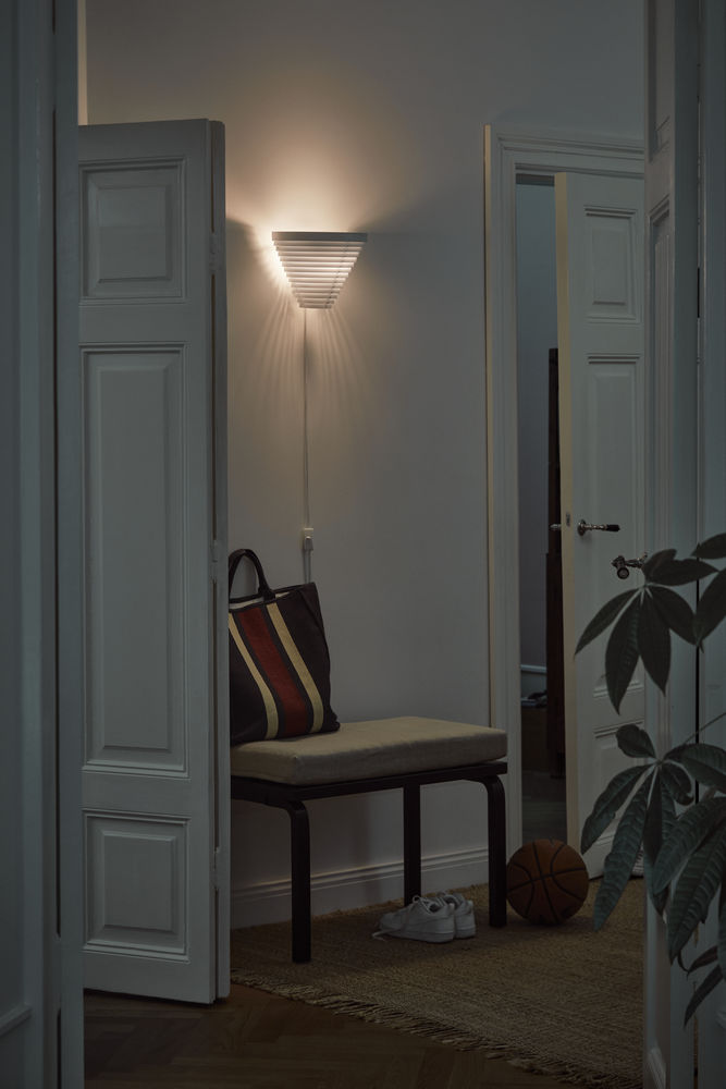 A910 wall lamp Artek