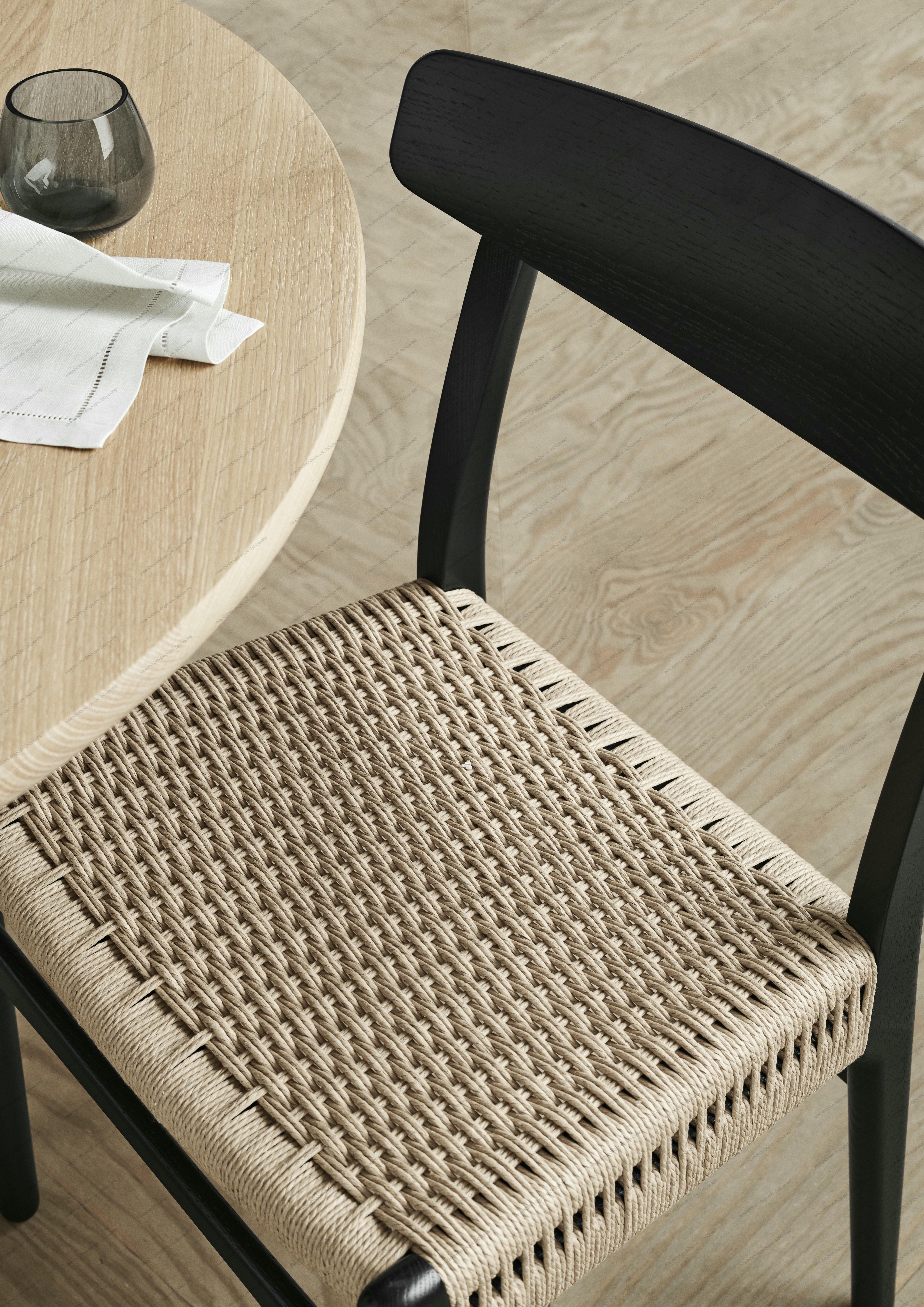 CH337 Extendable oval dining table Carl Hansen & Søn