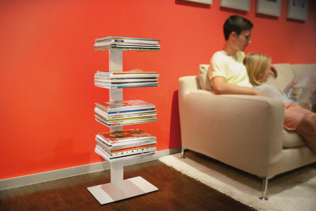 Booksbaum Magazine Standing shelf Radius