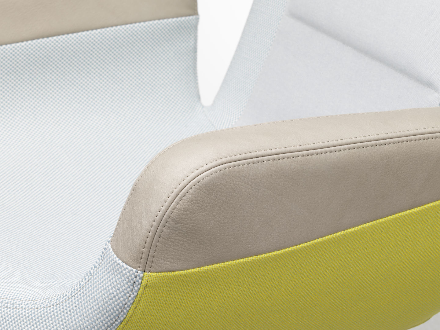 East River Chair Vitra