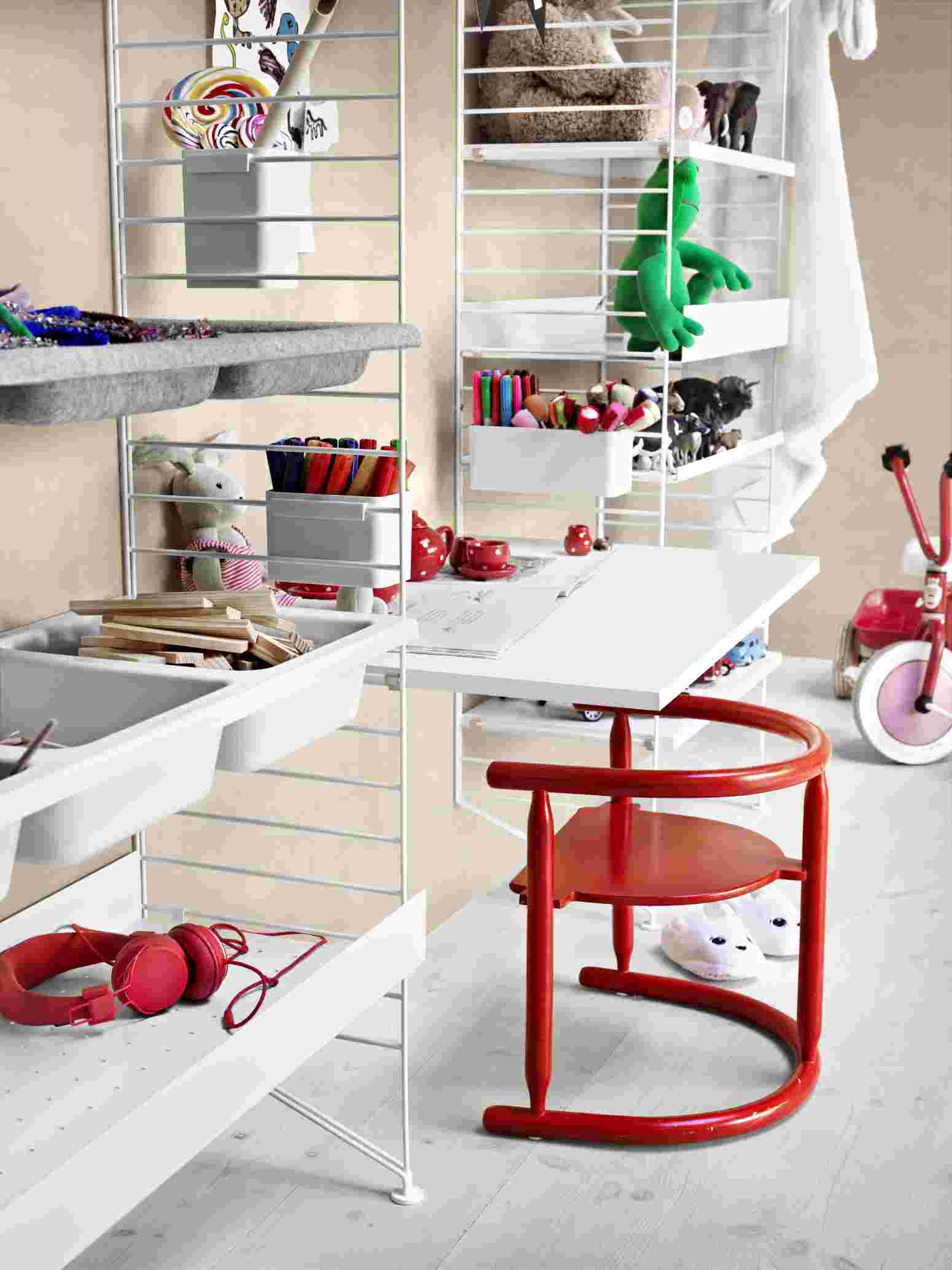 String Workroom Workplace A String Furniture