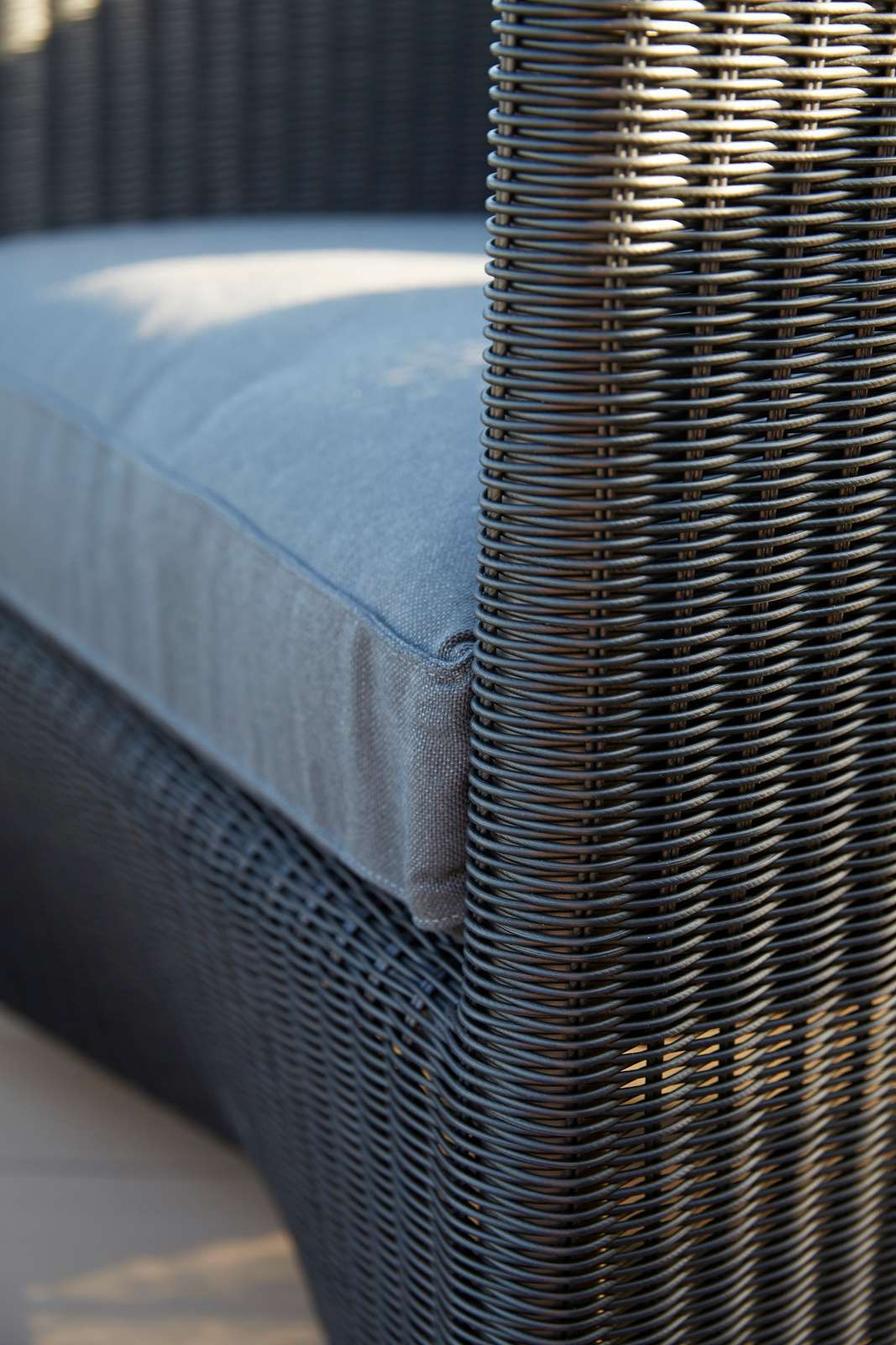 Diamond Outdoor 2-seater Sofa Cane-Line