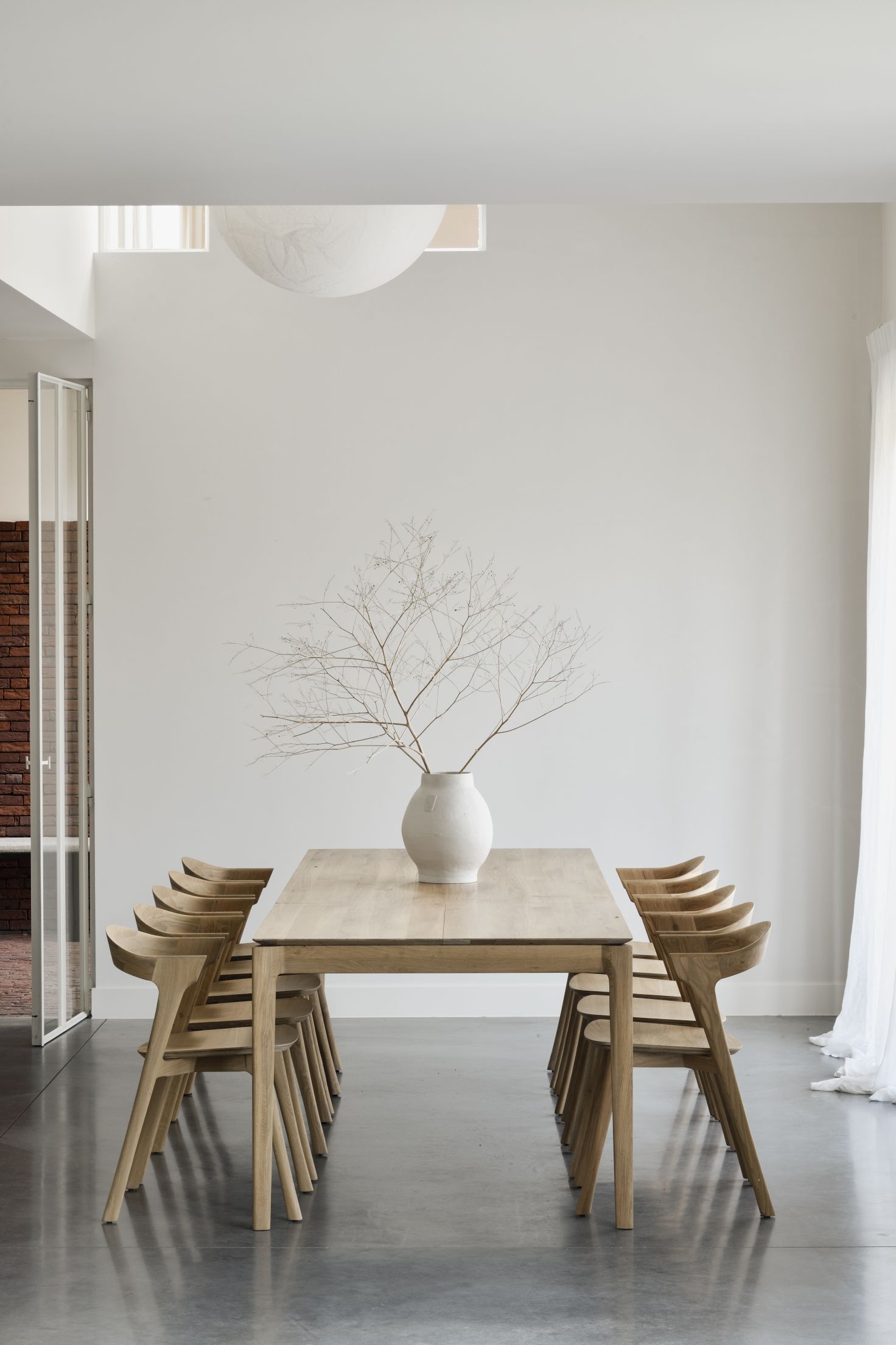 Bok extendable dining table laquered oak W120-180cm Ethnicraft