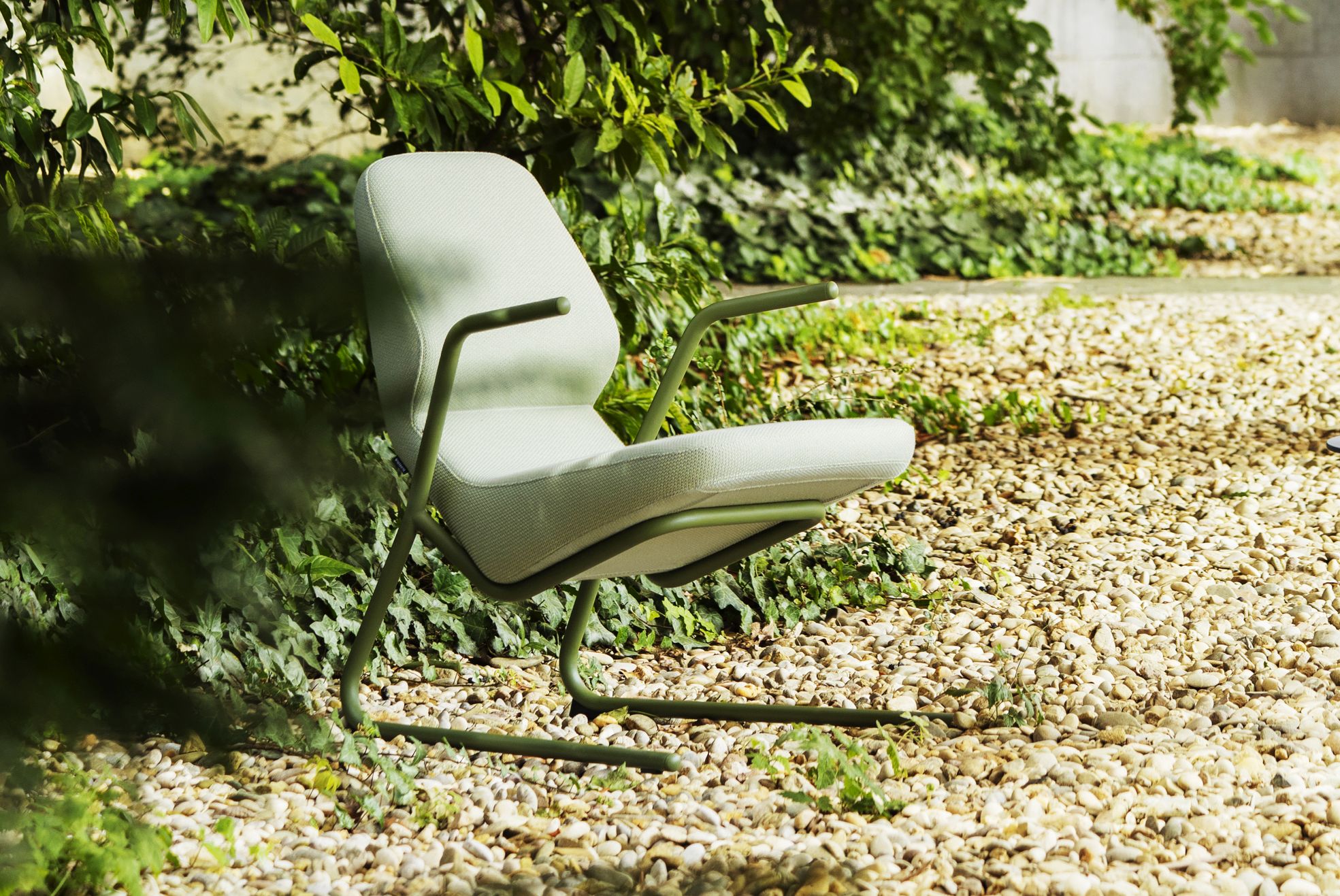 Oblique Indoor / Outdoor  Armchair Prostoria