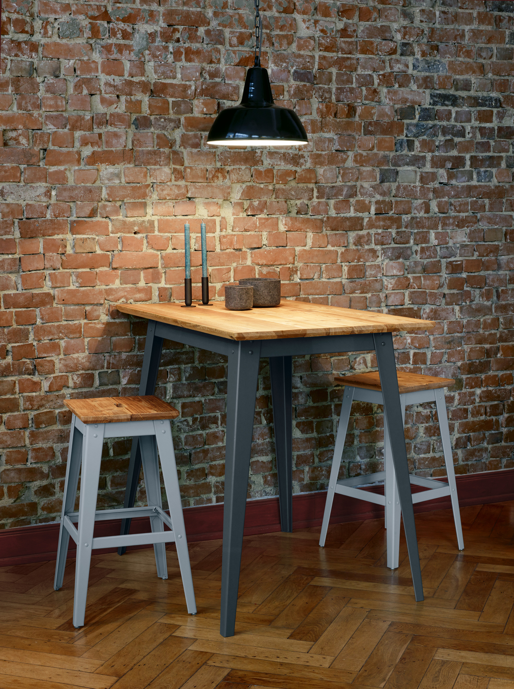 6GRAD bar table Jan Cray