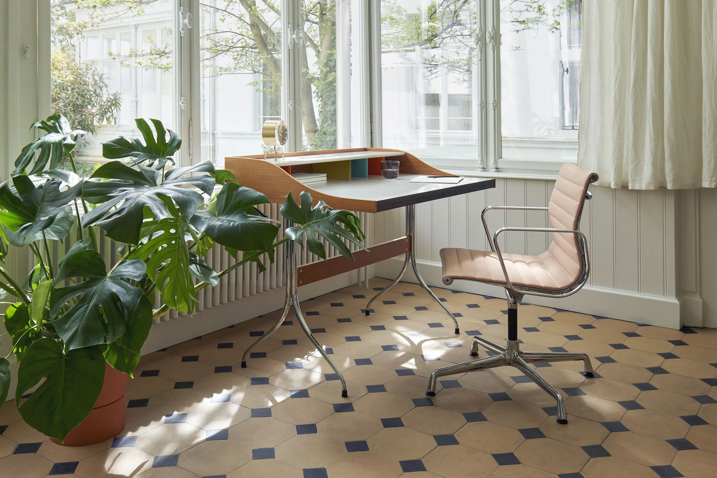 Aluminum Chair EA 103 / EA103 Chair Vitra