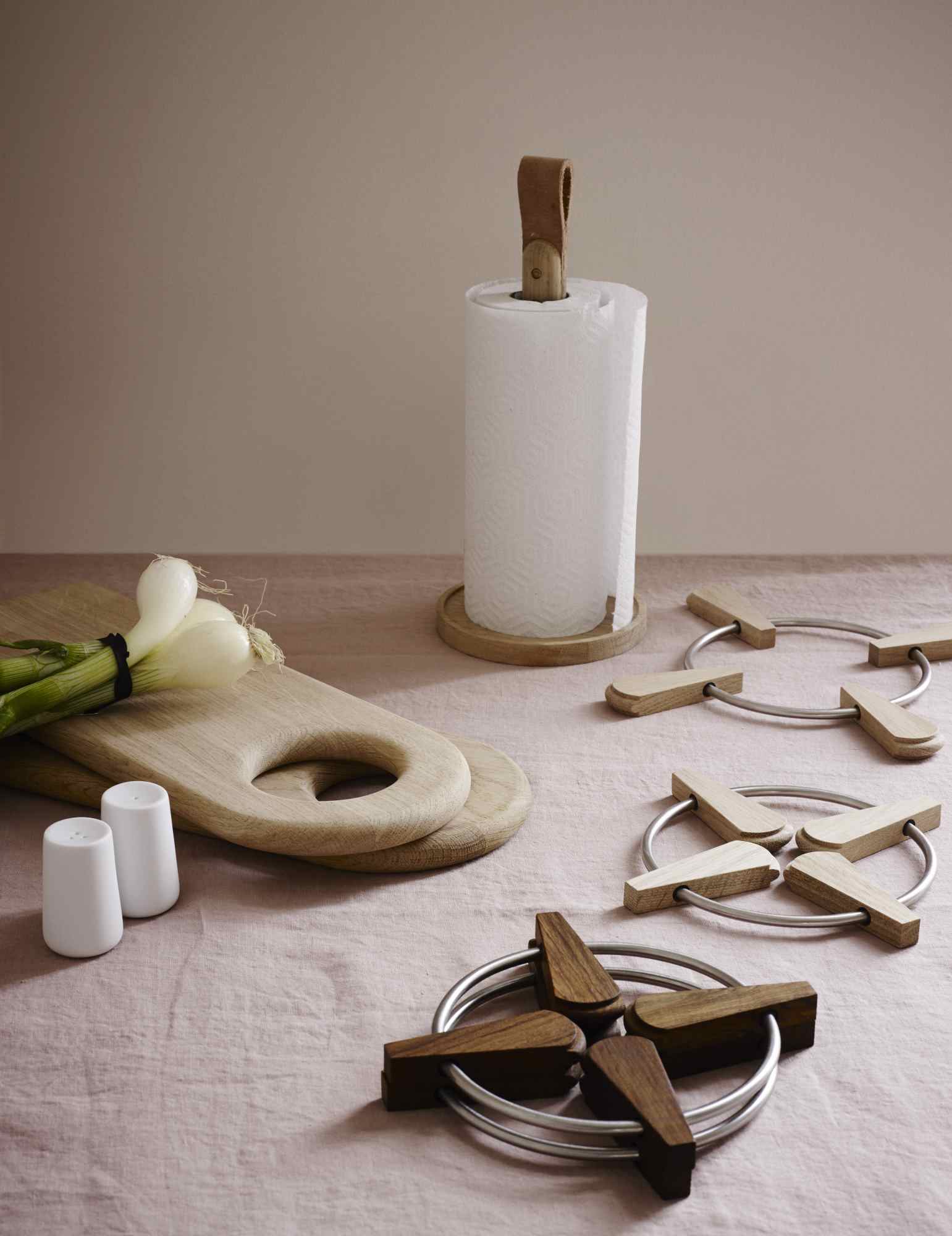 Skagerak norr paper shop towel holder