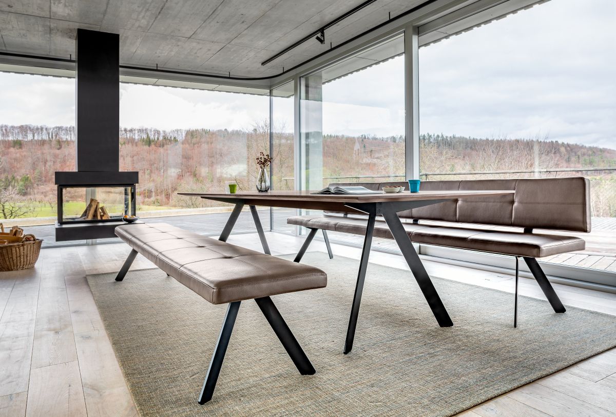 Carim bench with backrest Girsberger