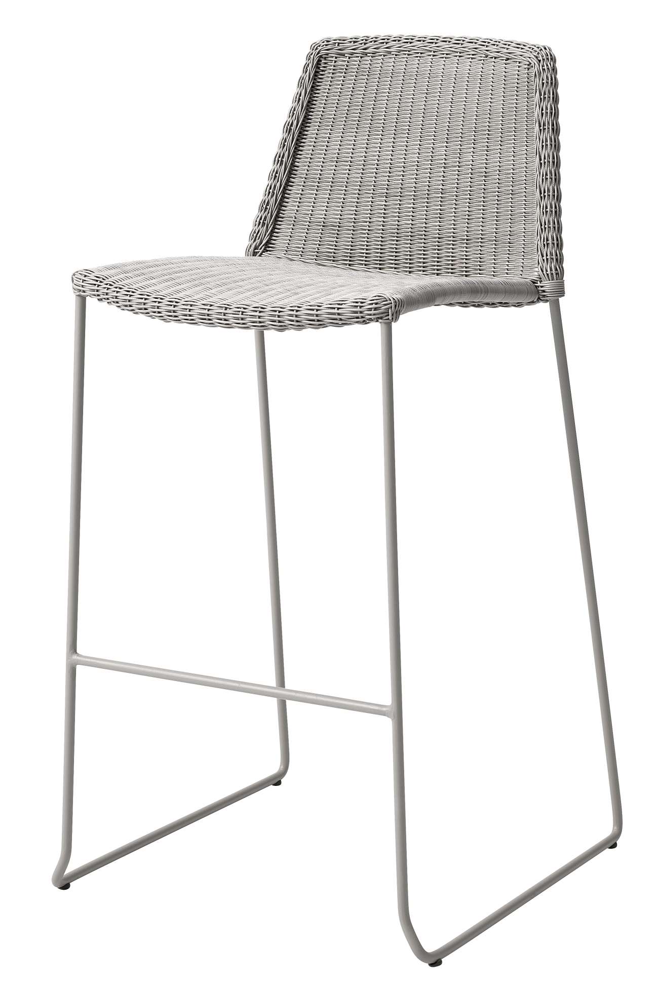 Breeze Barhocker von Cane-Line in Taupe: Outdoor-Barstuhl mit geflochtener Sitzfläche und Rückenlehne.