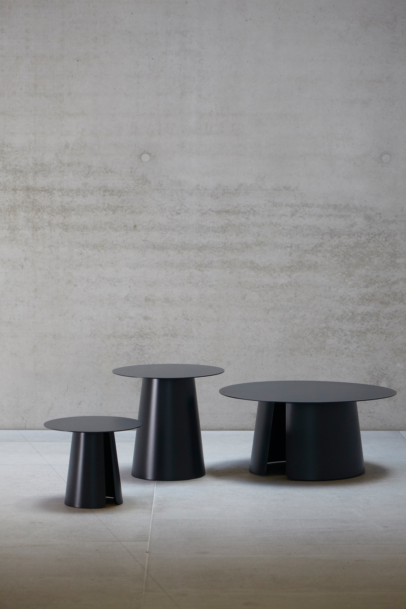Feel Side Table White Ø40 Jan Kurtz