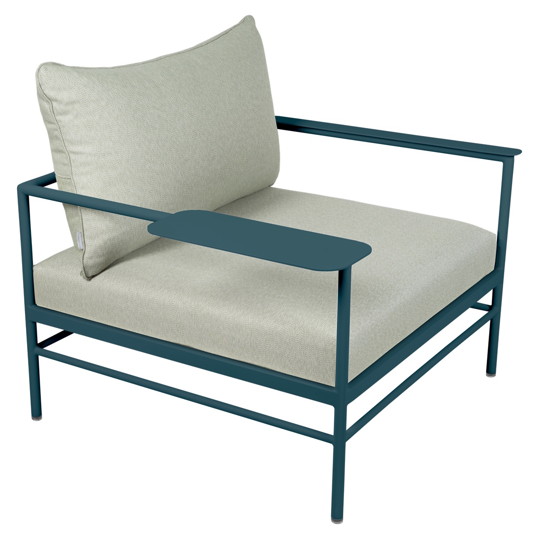 Rivage lounge chair with armrests Outdoor Fermob