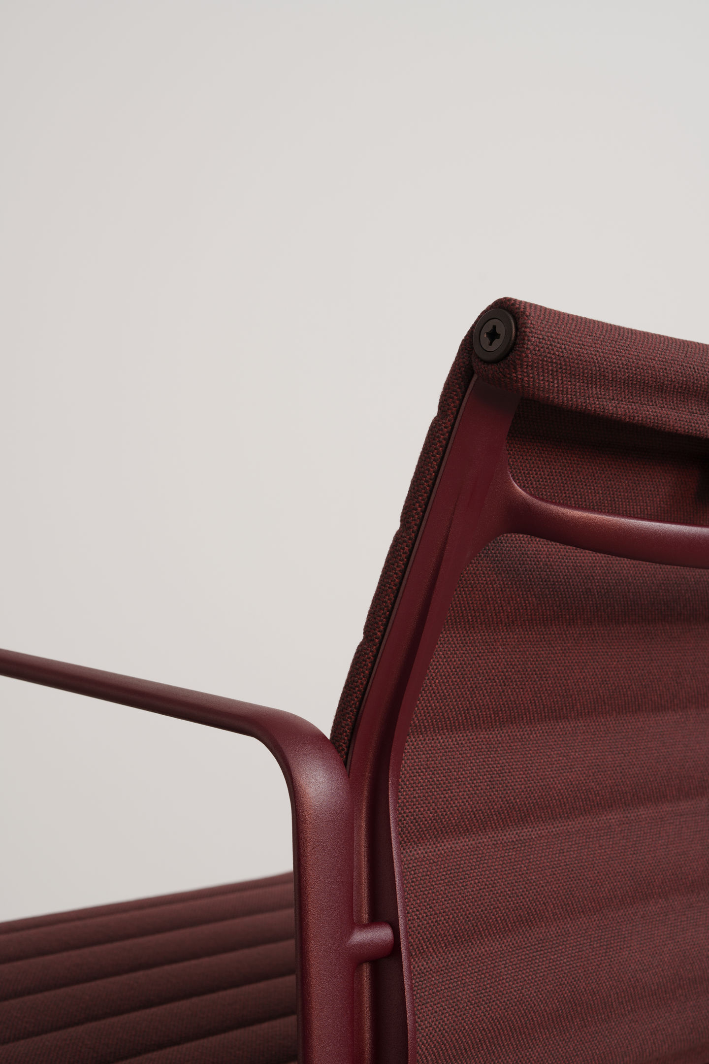 Aluminum Chair EA 108 / EA 108 Chair Vitra