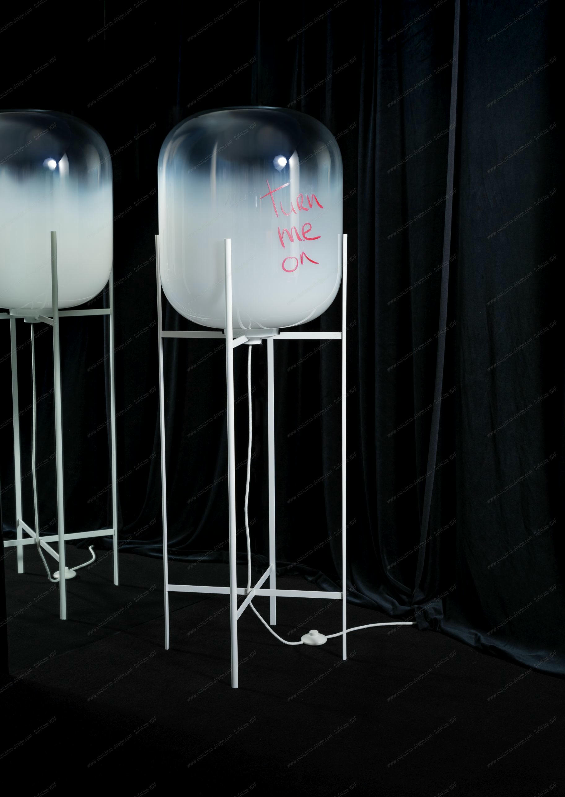 Oda Big floor lamp moonlight white - frame white Pulpo Oda Big floor lamp moonlight white - frame white Pulpo