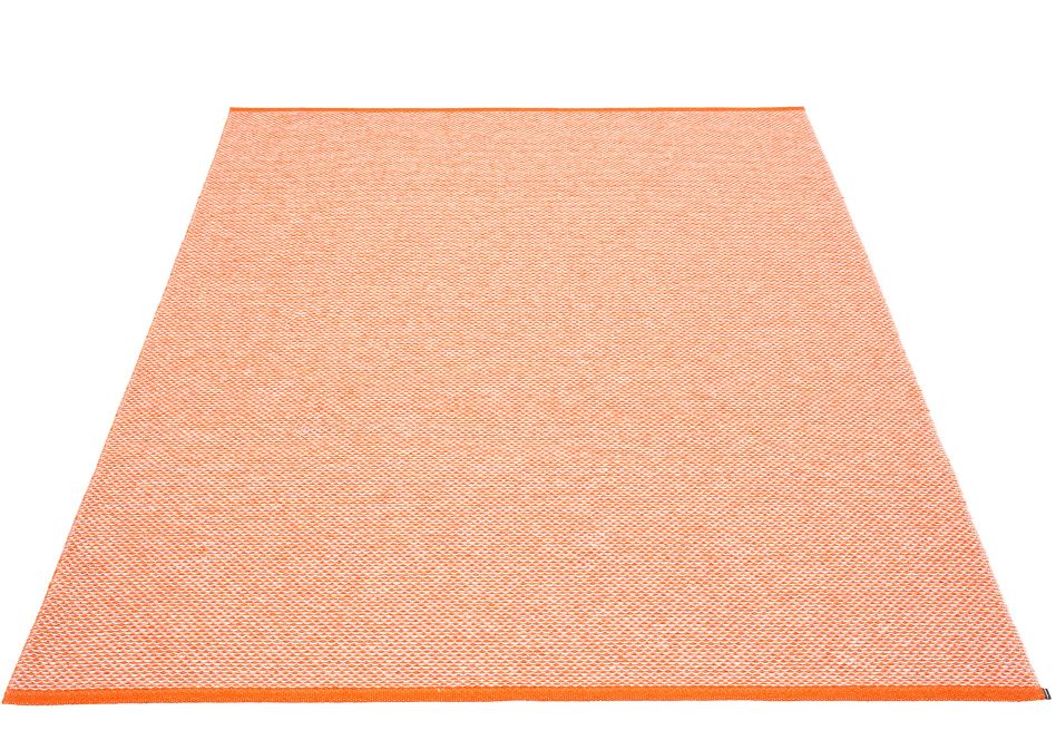 Effi Plastic Rug 230x320 cm Pappelina Orange