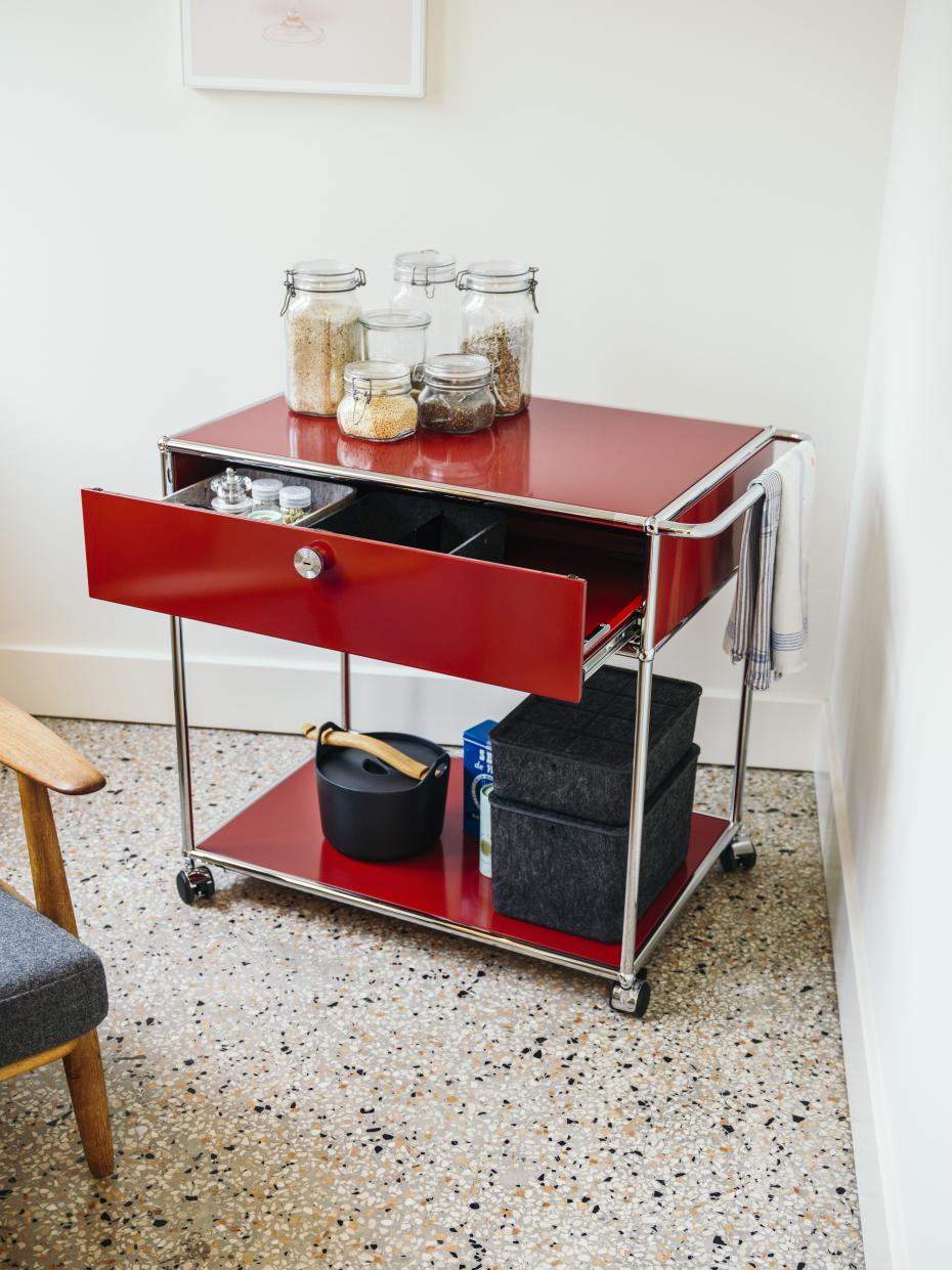 USM Haller Inos Box high with tray