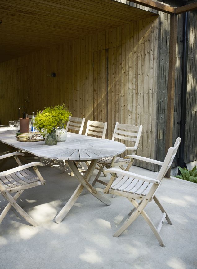 Selandia Table Outdoor dining table Skagerak by Fritz Hansen