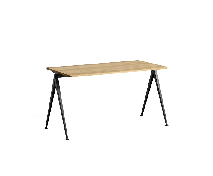 Pyramid Table 01 / Secretary Hay Oak clear black B 140 x T 65