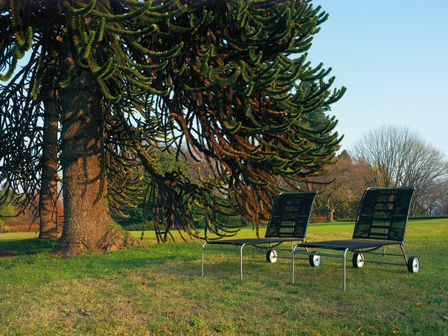 Green 251 sun lounger Alias