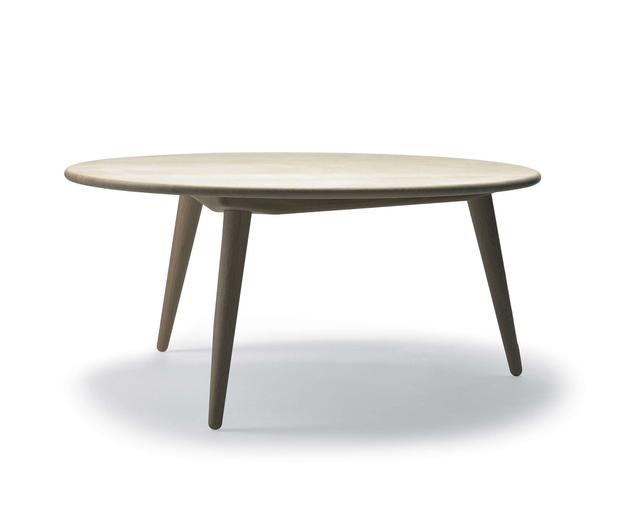 CH008 coffee / side table Carl Hansen & Søn