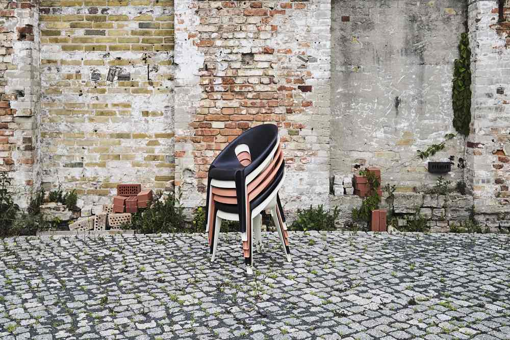 Bell Chair Indoor / Outdoor stackable Magis
