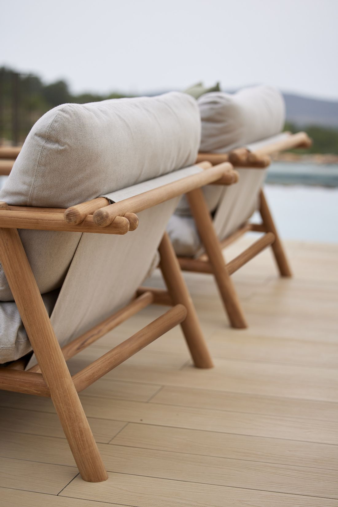 Sticks Lounge Chair Armchair Outdoor Cane-Line frame taupe / cushion sand