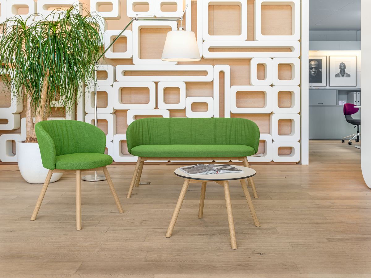 Biala Two-Seater Girsberger