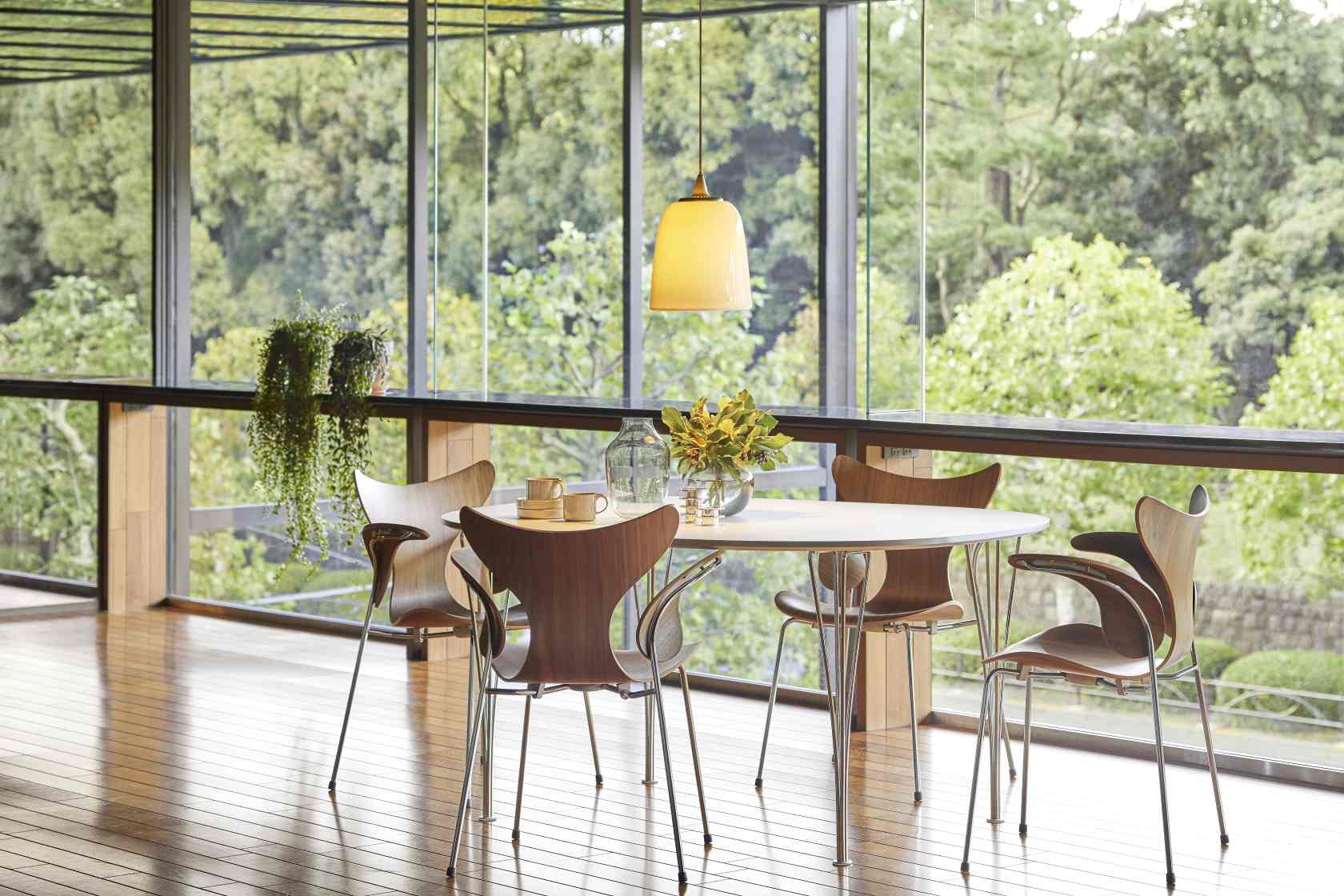 Lily Arm Chair 3208 Fritz Hansen
