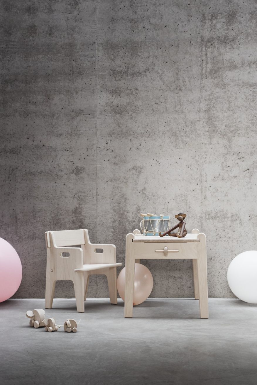 CH411 Peters children's table Carl Hansen & Søn