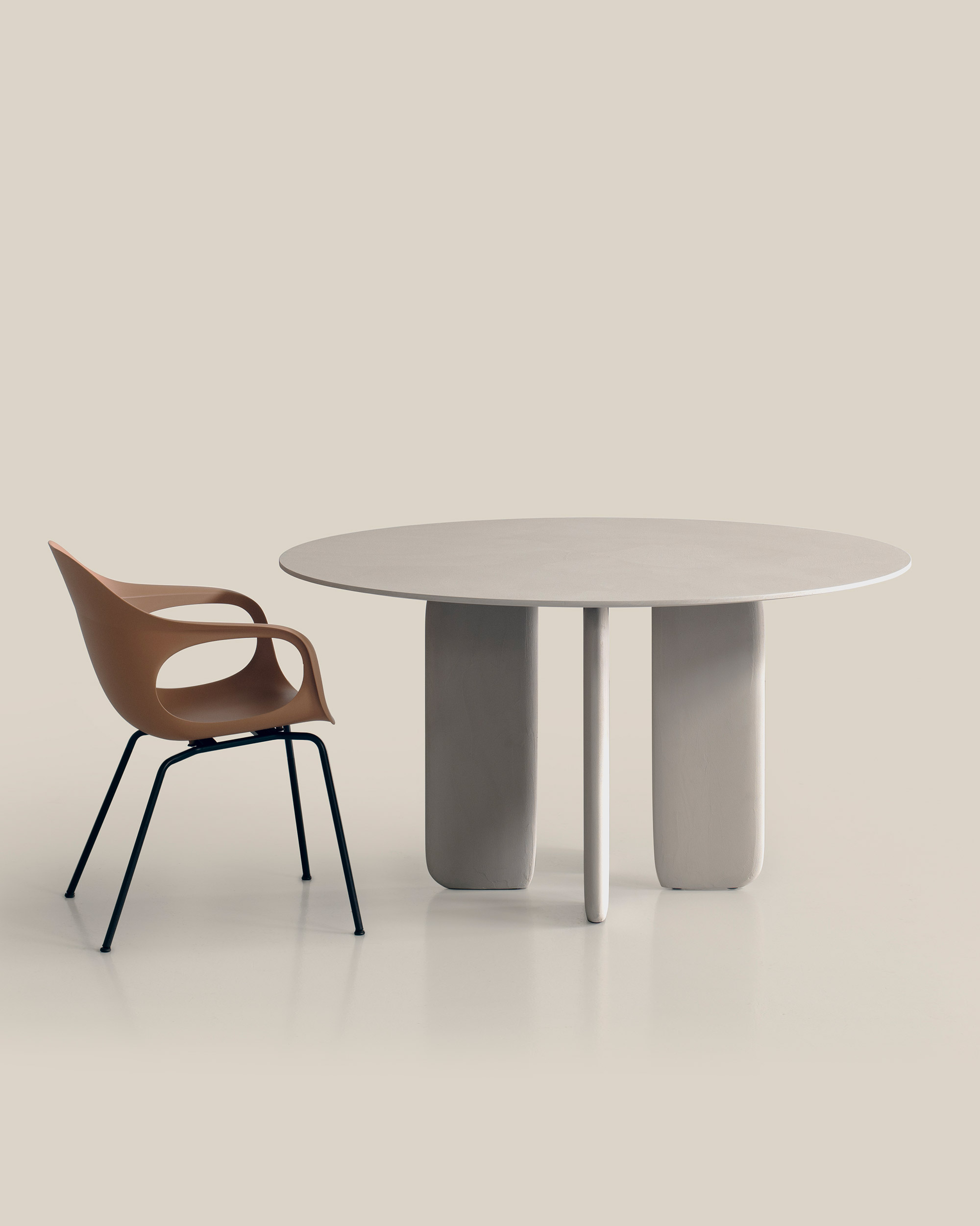 Pala table (dining table) Kristalia