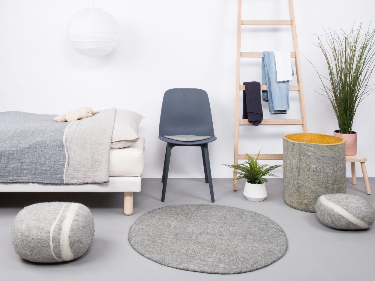 Mono Round Felt Rug Ø 160 cm myfelt Carl (mottled grey)