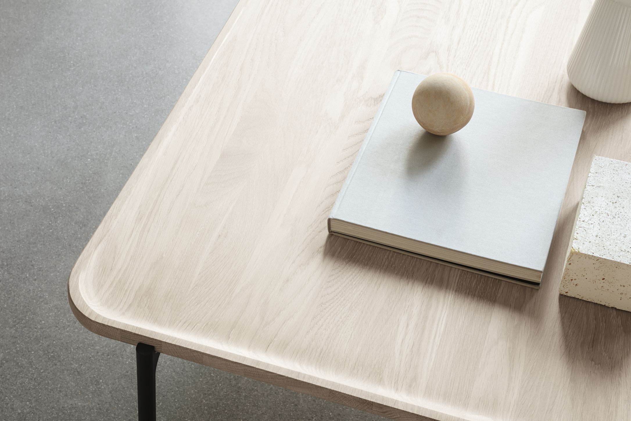 Savoye Table Oak Rectangular - Natural W 120 x H 42 cm Eva Solo