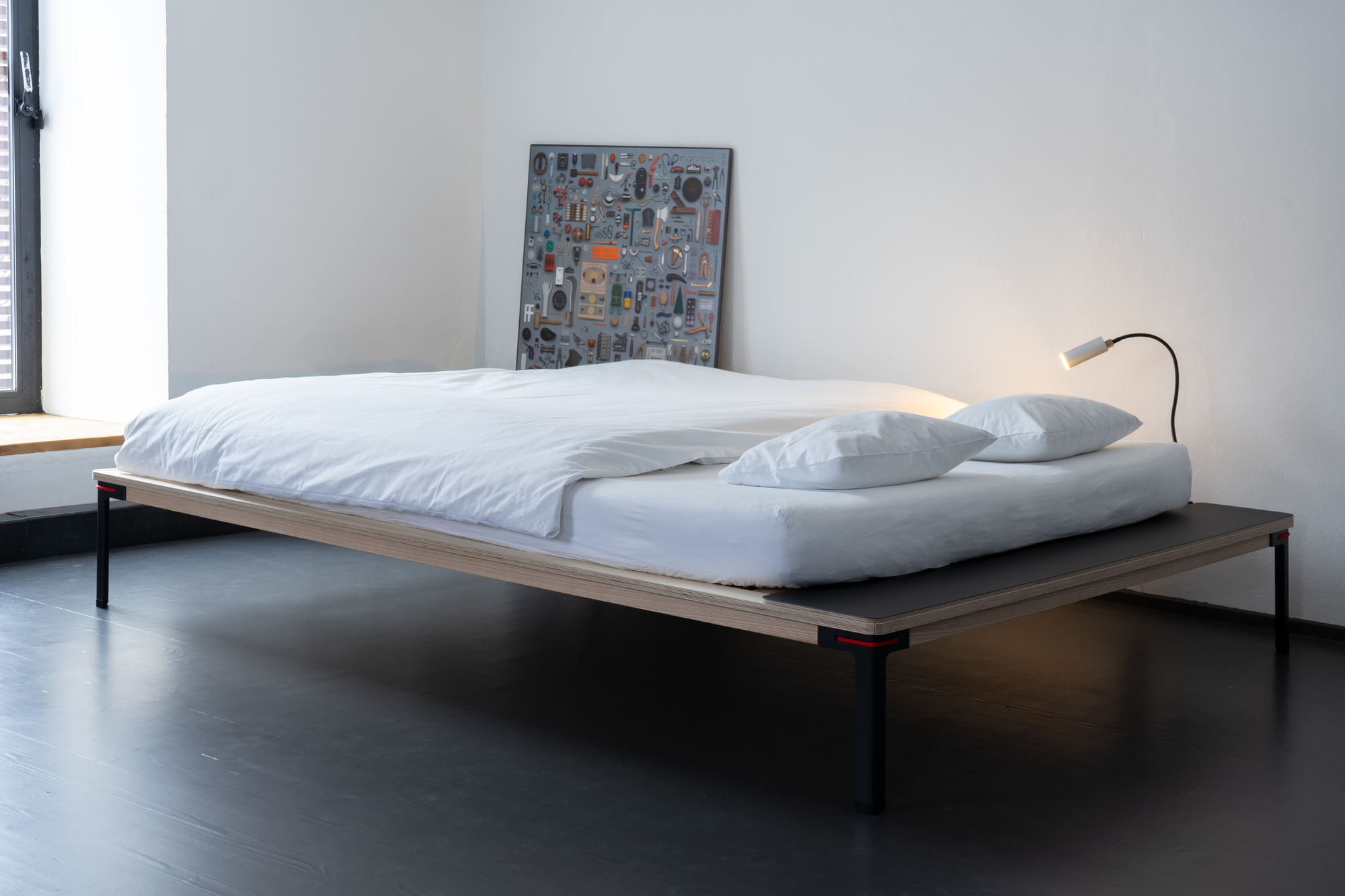 Seiltänzer bed 200 red 140 x 200 Nils Holger Moormann