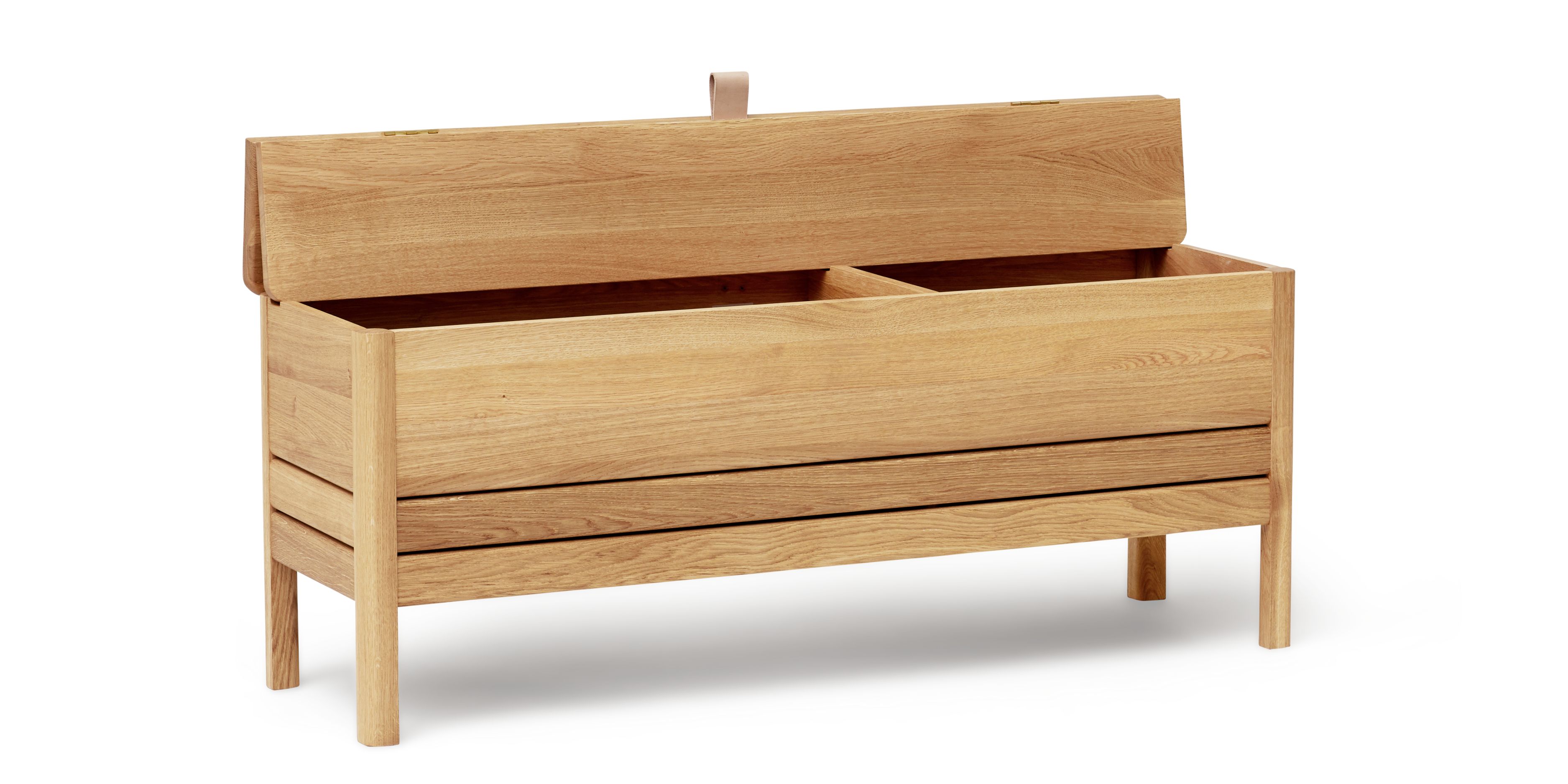 A Line Chest Bench 111 Oak white oiled Form & Refine